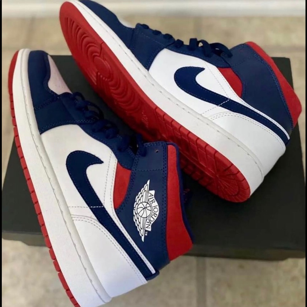 Air Jordan 1 mid